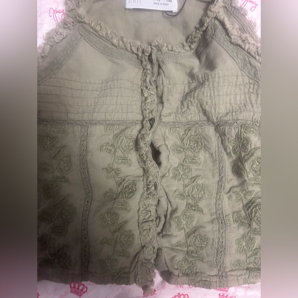 Zara Olive Green Embroidered Fringe Tank Women's size 10 NWOT - Picture 3 of 5